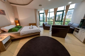 Aura Central Apartment